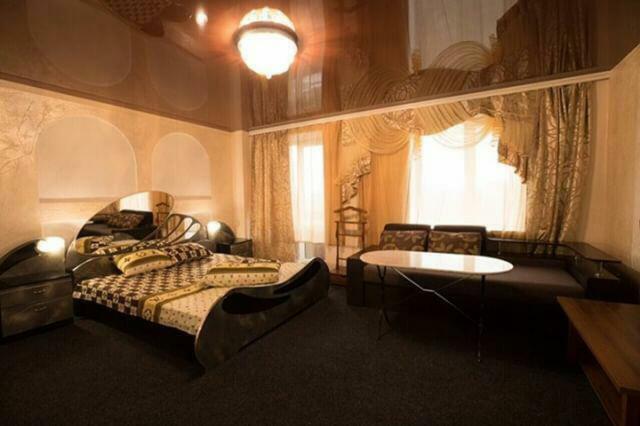 Imperial Hotel Krivoy Rog Kryvyi Rih Esterno foto