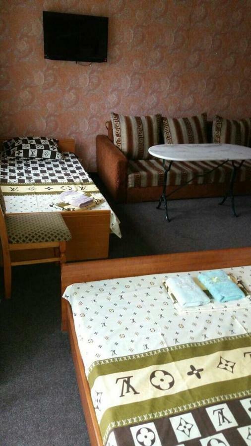 Imperial Hotel Krivoy Rog Kryvyi Rih Esterno foto
