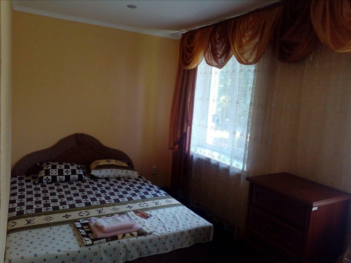 Imperial Hotel Krivoy Rog Kryvyi Rih Esterno foto